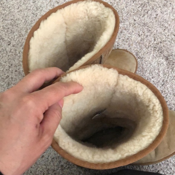 UGG classic tall boots - Picture 4 of 6